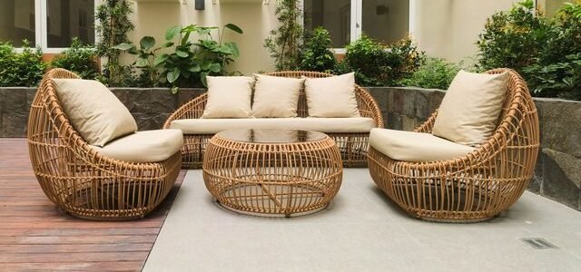 PE Rattan vs Natural Wicker: Which One Actually Survives 10+ Years Outdoors?