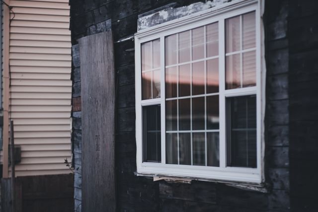 Don’t Wait on Broken Glass: Why Emergency Glass Repairs Need to Happen Fast